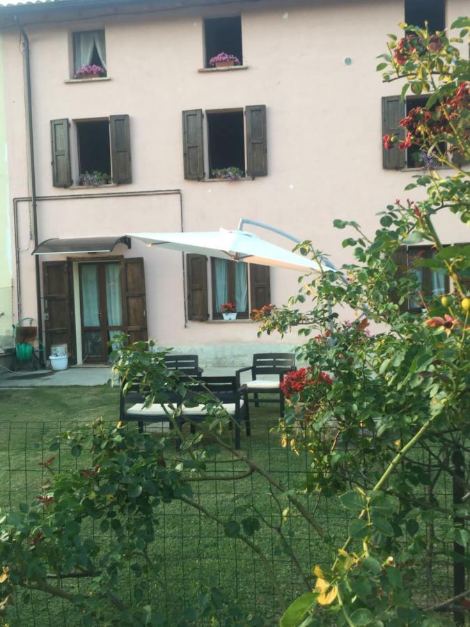 بريشيلّو B&B Happiness In The Country المظهر الخارجي الصورة